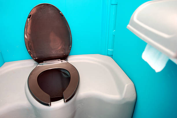 Portable bathroom rental in Oakland City, IN