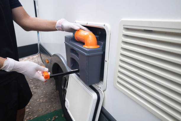 Portable bathroom rental in Oakland City, IN